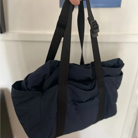Lululemon Navy Bag - Picture 2 of 3